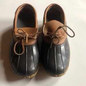LL BEAN leather short duck boots 9 Wide